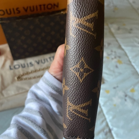 Louis Vuitton Toiletry Pouch on Chain - Picture 9 of 15